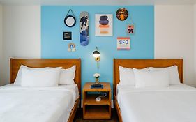 Beck'S Motor Lodge